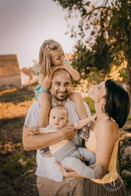 42110577_2217029998529954_755651898903625728_n